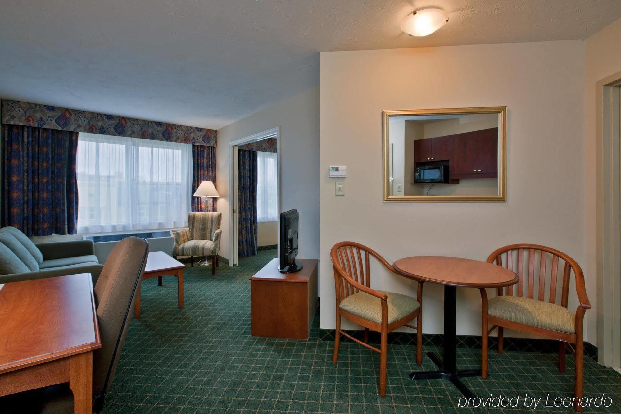 Days Inn & Suites By Wyndham Moncton Zimmer foto